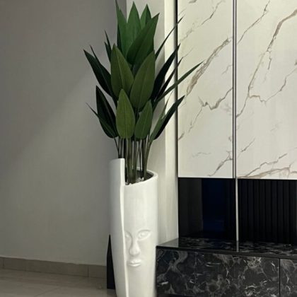 90cm face pot potted with 150cm skybird artificial plant