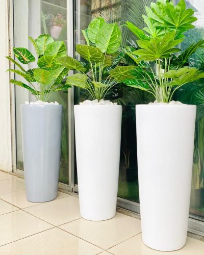 artificial-red-taro-plant-potted-with-cone-fiberglass-vase