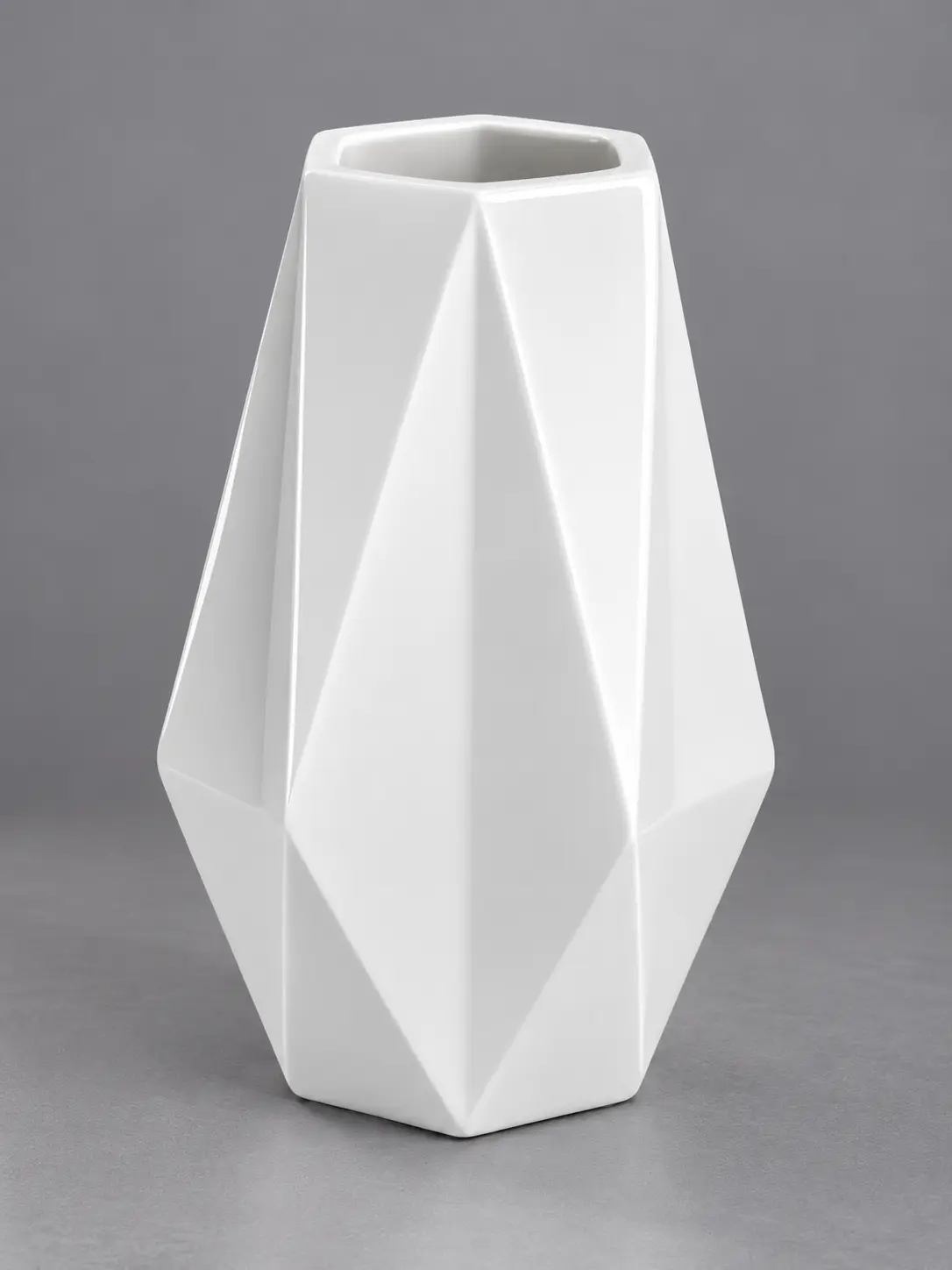 ChatGPT-Image-Sep-22-2026-03_00_36-PM.webp Diamond Vase 70cm | Elegant Decorative Fiberglass Vase Nigeria - Image 1